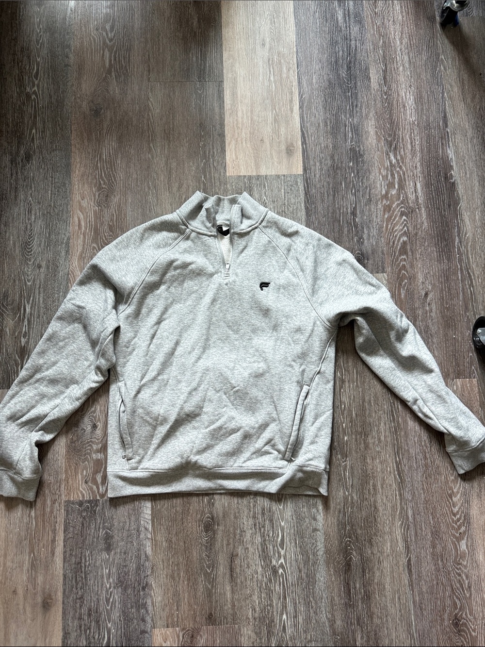 Fabletics Men's Light Gray Quarter-Zip Pullover